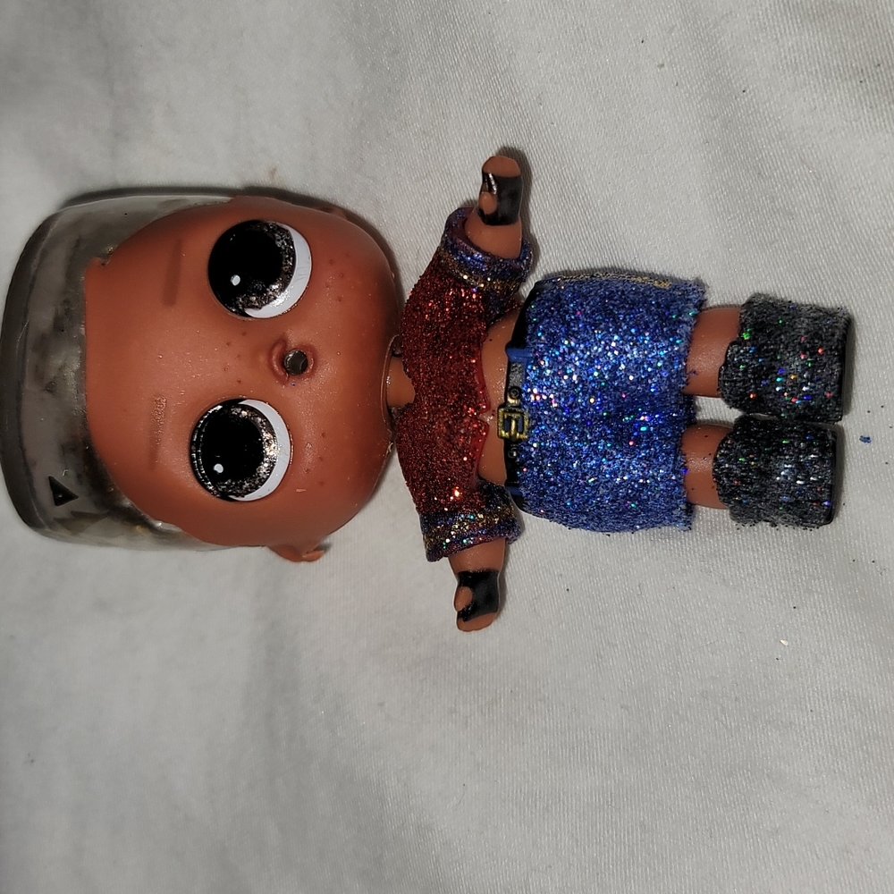 LOL Surprise Doll Soldier Boi Boy Winter Disco Glitter Doll 2019 MGA